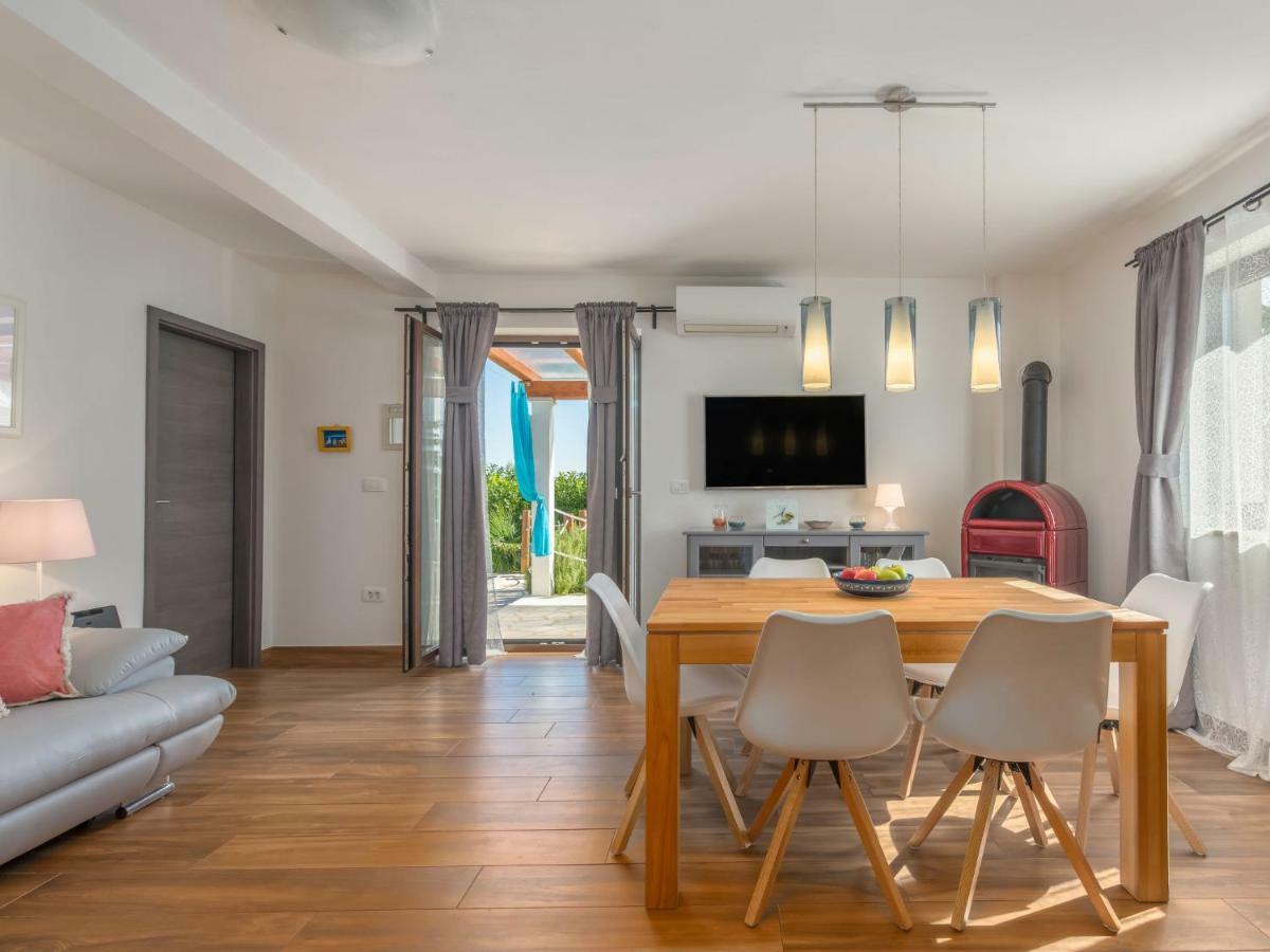 Holiday Home Villa Joy By Interhome Novigrad  Ngoại thất bức ảnh