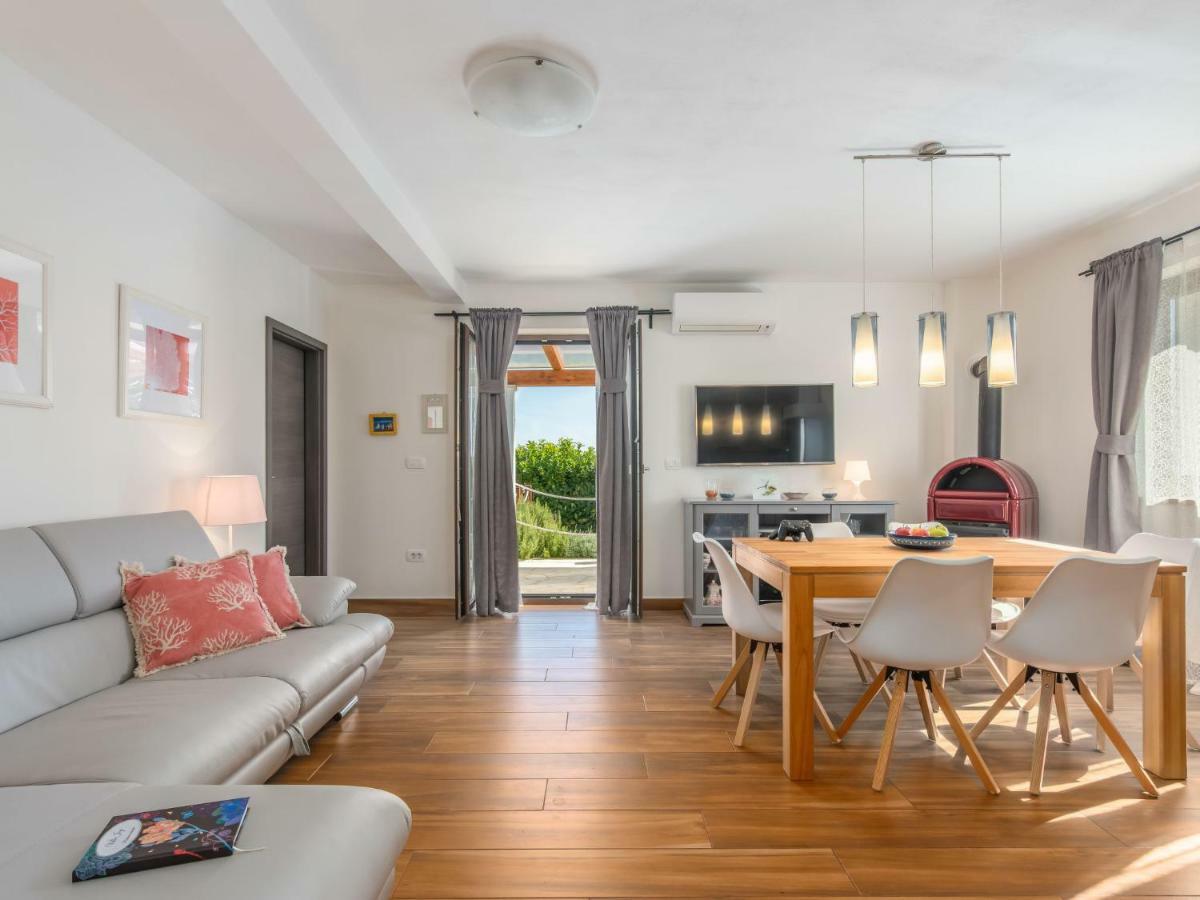 Holiday Home Villa Joy By Interhome Novigrad  Ngoại thất bức ảnh